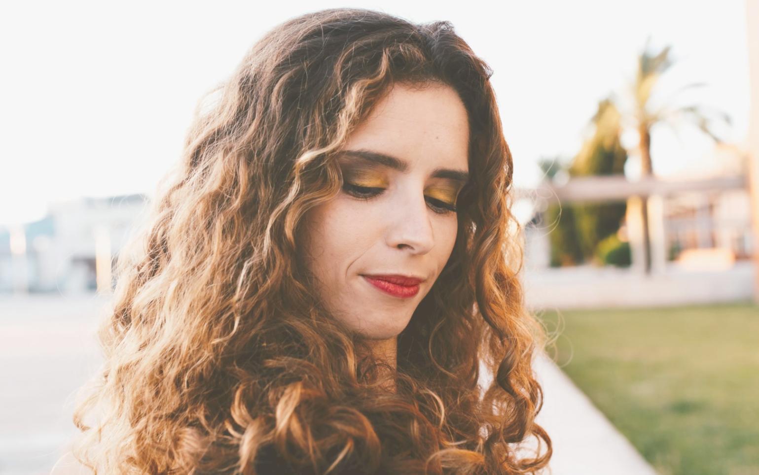 Dimostrazione pratica di personalizzazione del taglio basata sulla struttura del viso